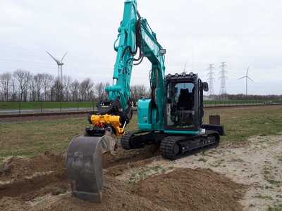 19-03-27_kobelco_sk75sr-3_afgeleverd_news_detail